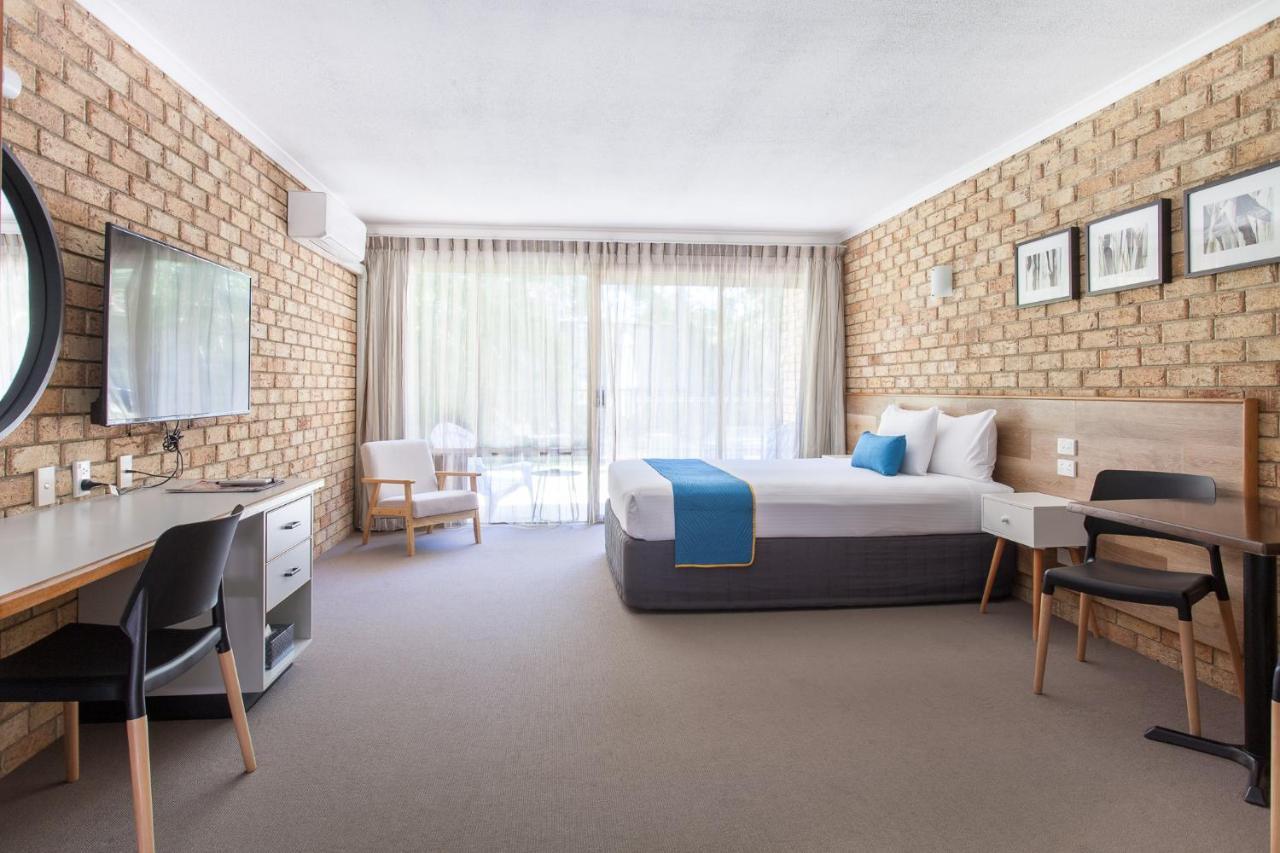 Woombye Sunshine Coast Motor Lodge מראה חיצוני תמונה