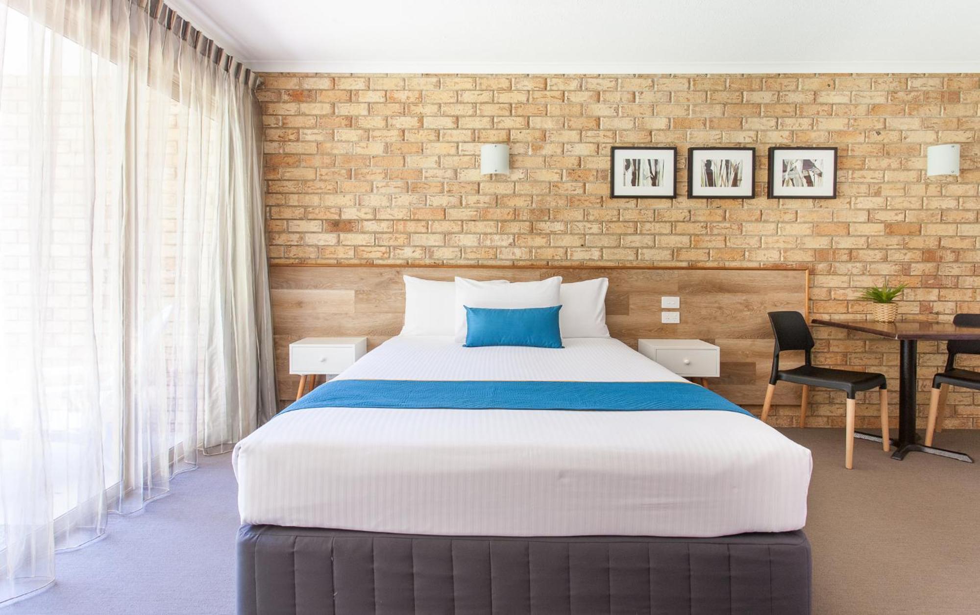 Woombye Sunshine Coast Motor Lodge מראה חיצוני תמונה