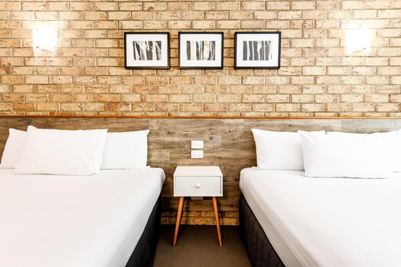 Woombye Sunshine Coast Motor Lodge מראה חיצוני תמונה