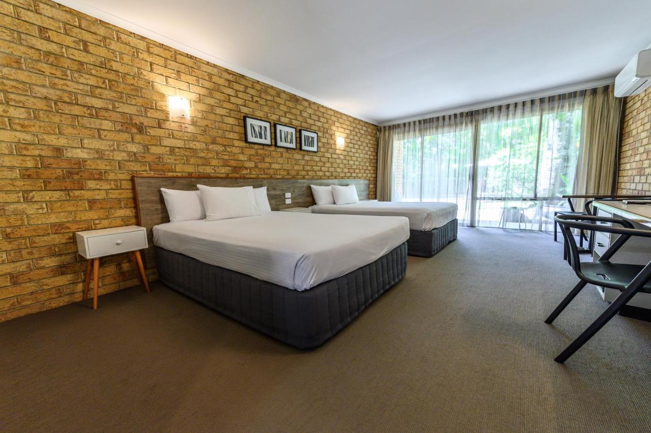 Woombye Sunshine Coast Motor Lodge מראה חיצוני תמונה