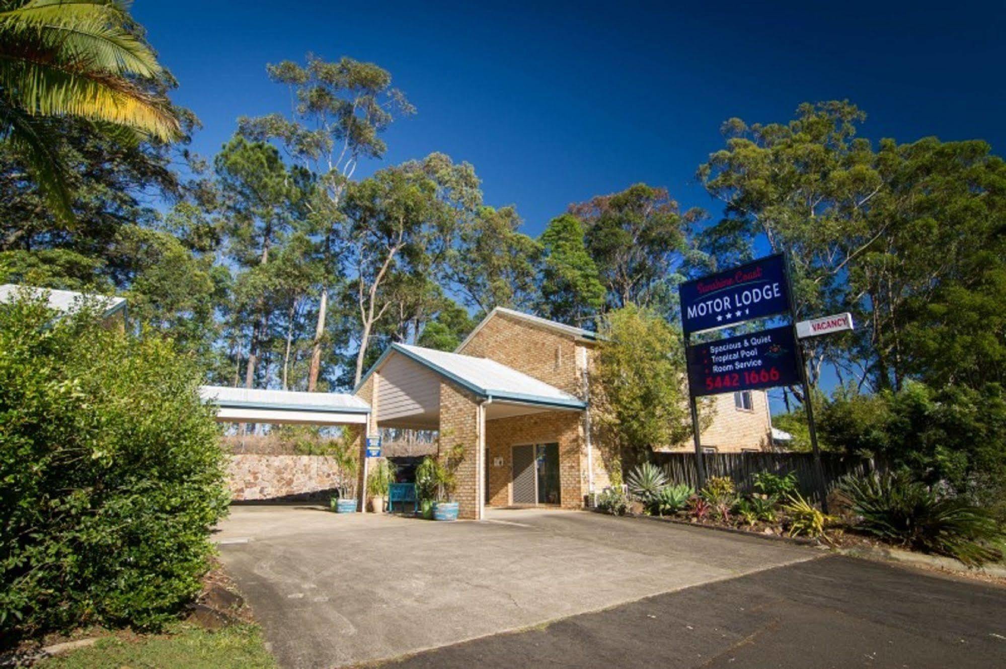 Woombye Sunshine Coast Motor Lodge מראה חיצוני תמונה